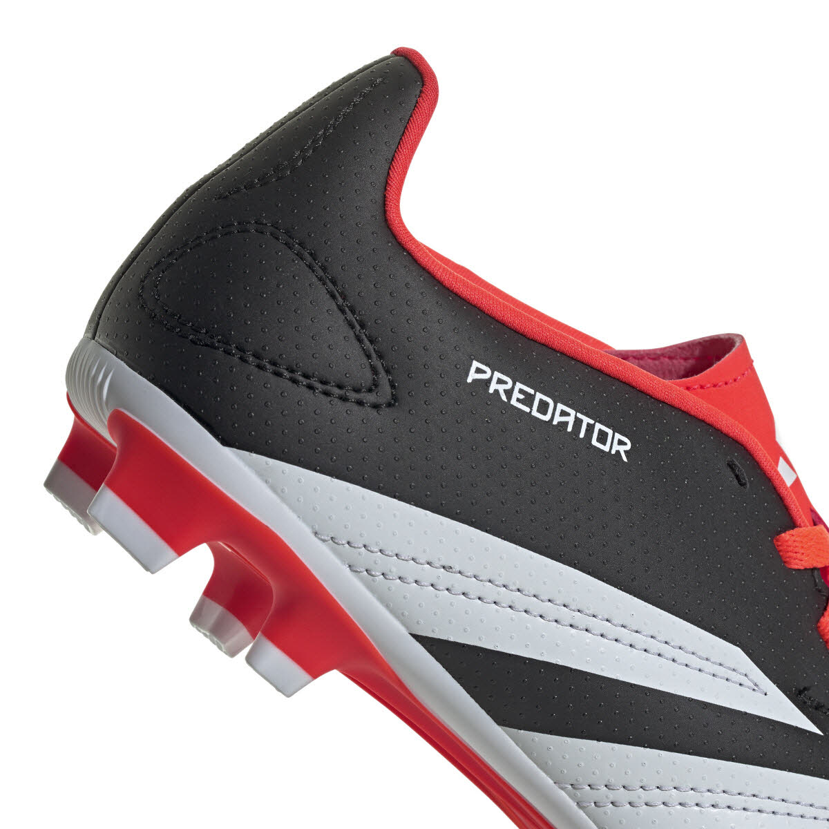PREDATOR CLUB L FxG J