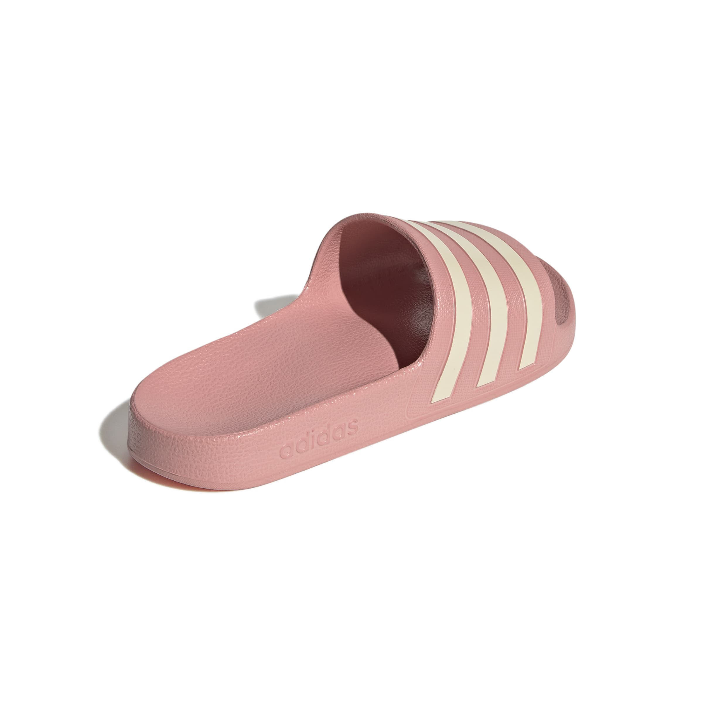 ADILETTE AQUA