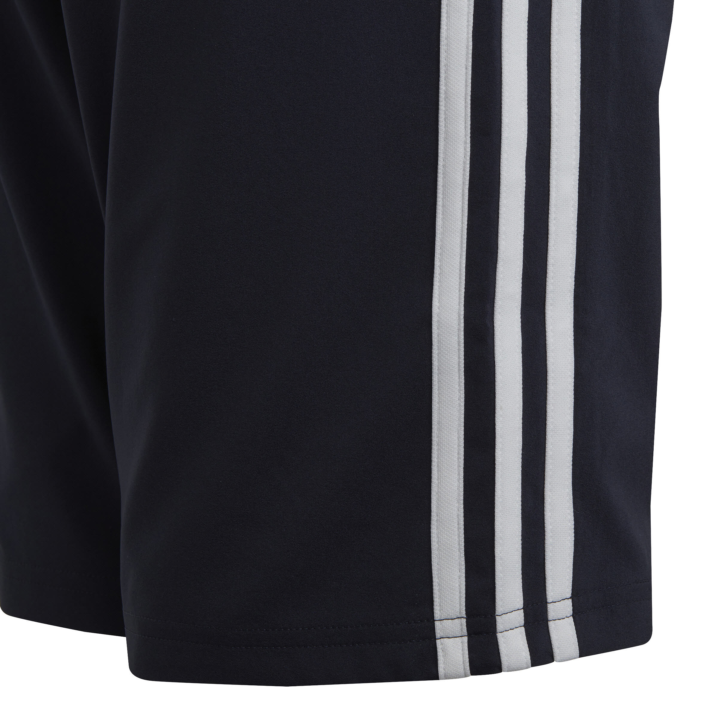 U 3S WN SHORT