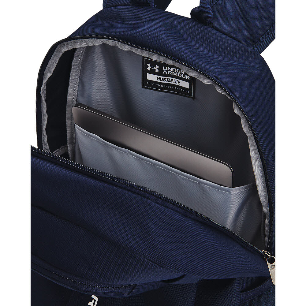 UA Hustle Lite Backpack Bild 7