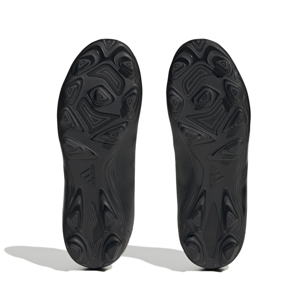 PREDATOR ACCURACY.4 FxG J
